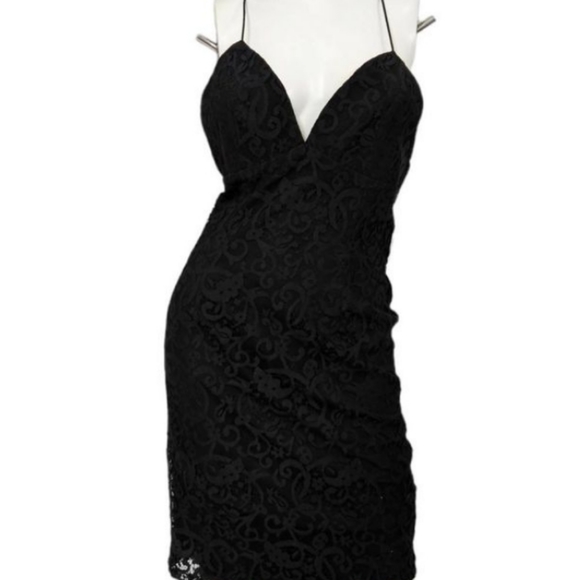 Tobi Dresses & Skirts - NWT Tobi Deep Plunge Black Dress Large